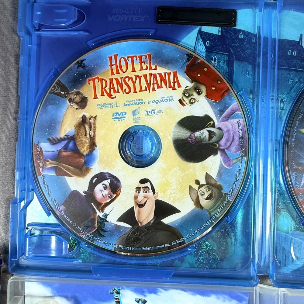 Sony/Fox/Paramount Animated Movie Bundle Kids 3-Pack Multicolored Family Fun - Picture 4 of 7